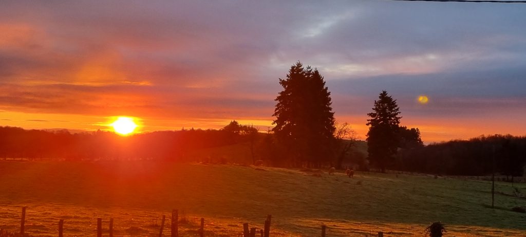 couché de soleil dans le lot